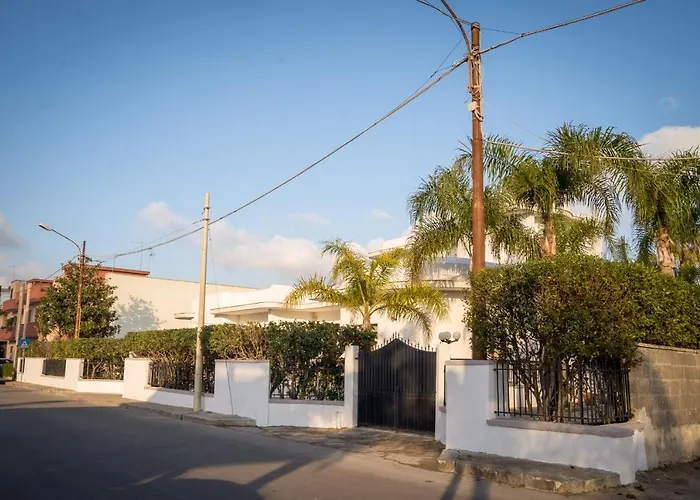 Migliori Hotel a Salice Salentino per Esperienze Locali