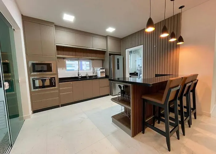 Melhores Hotéis em Meia Praia, Itapema